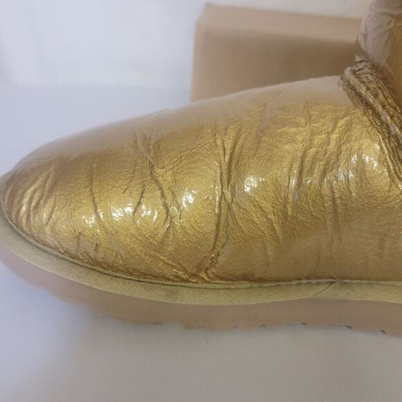 Ugg Size  8 Gold Boots W Bailey Button Mirage 1010266 - Picture 5 of 10